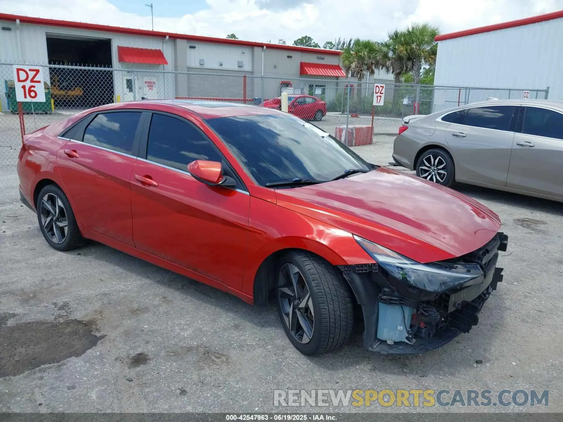 1 Фотография поврежденного автомобиля KMHLP4AG7MU138480 HYUNDAI ELANTRA 2021