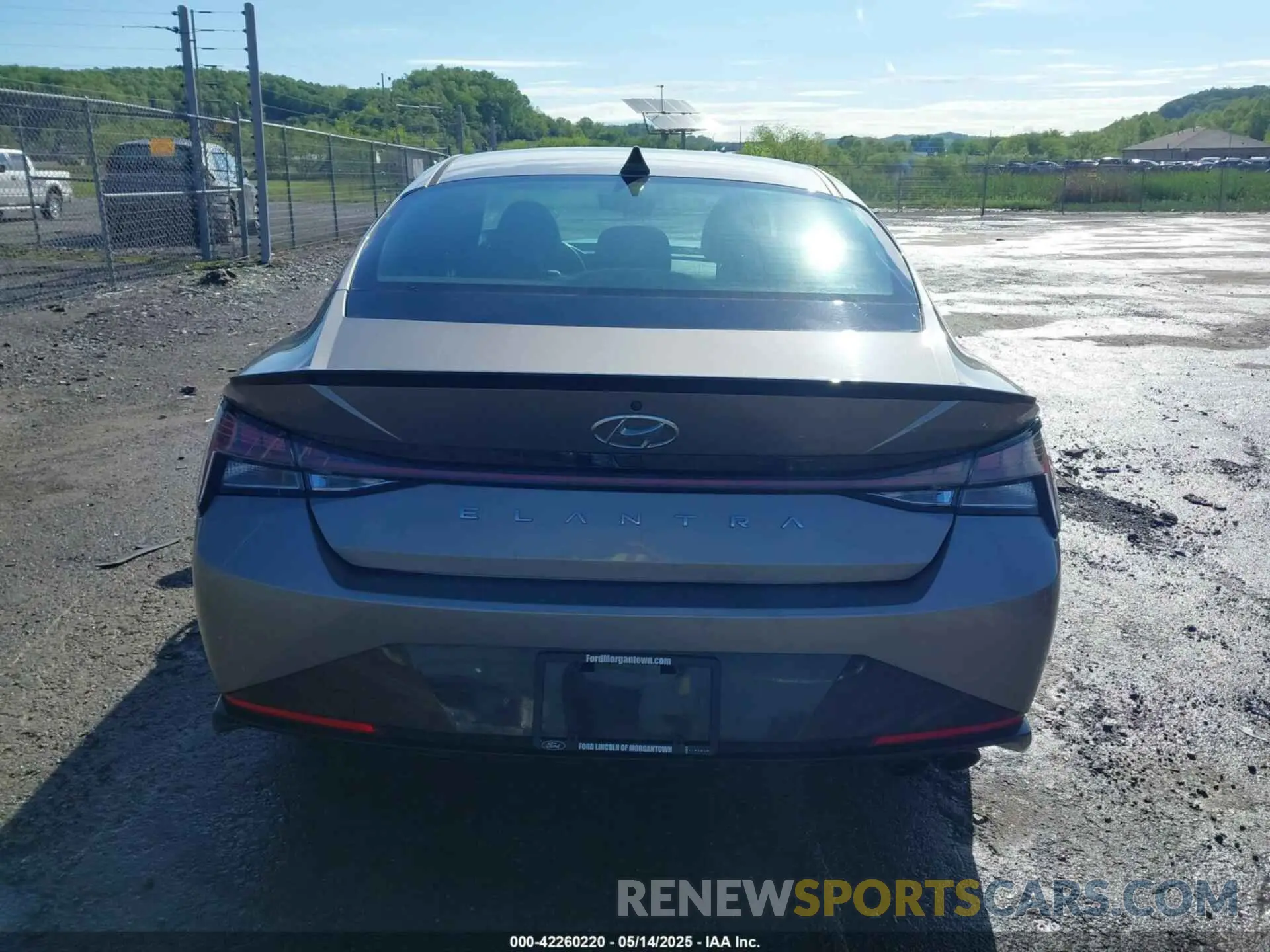 17 Photograph of a damaged car KMHLR4AF8MU156102 HYUNDAI ELANTRA 2021