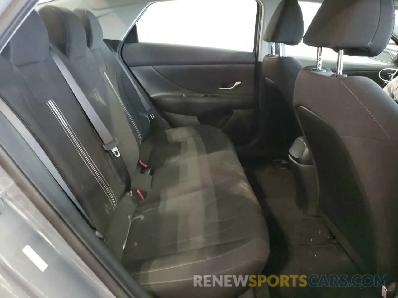 10 Photograph of a damaged car KMHLS4AG0MU126900 HYUNDAI ELANTRA 2021