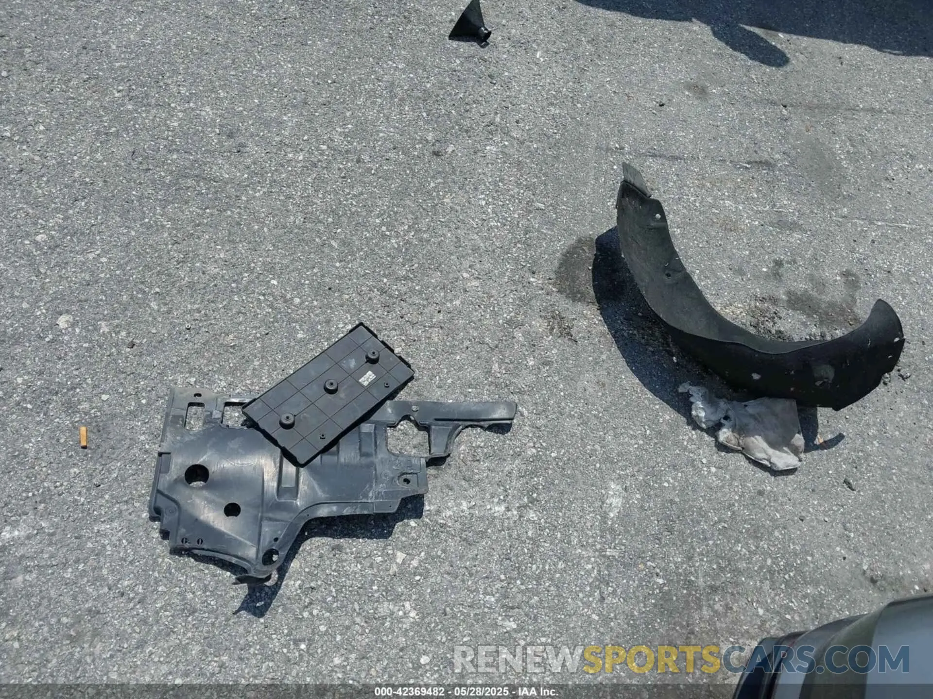 12 Photograph of a damaged car KMHLS4AG5MU065575 HYUNDAI ELANTRA 2021