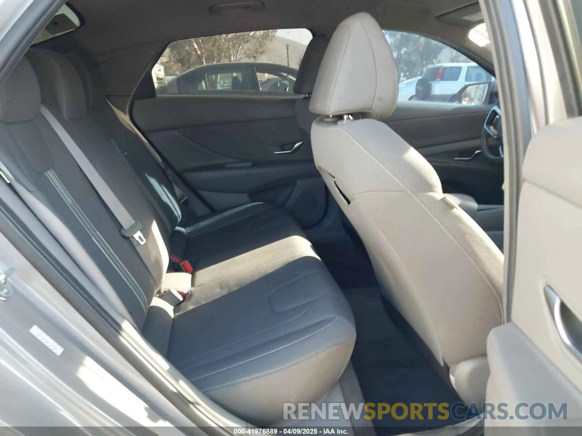 8 Фотография поврежденного автомобиля KMHLS4AG9MU126944 HYUNDAI ELANTRA 2021