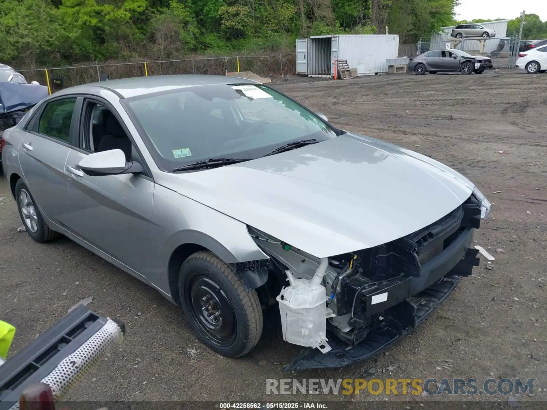 1 Photograph of a damaged car 5NPLL4AG1NH062119 HYUNDAI ELANTRA 2022