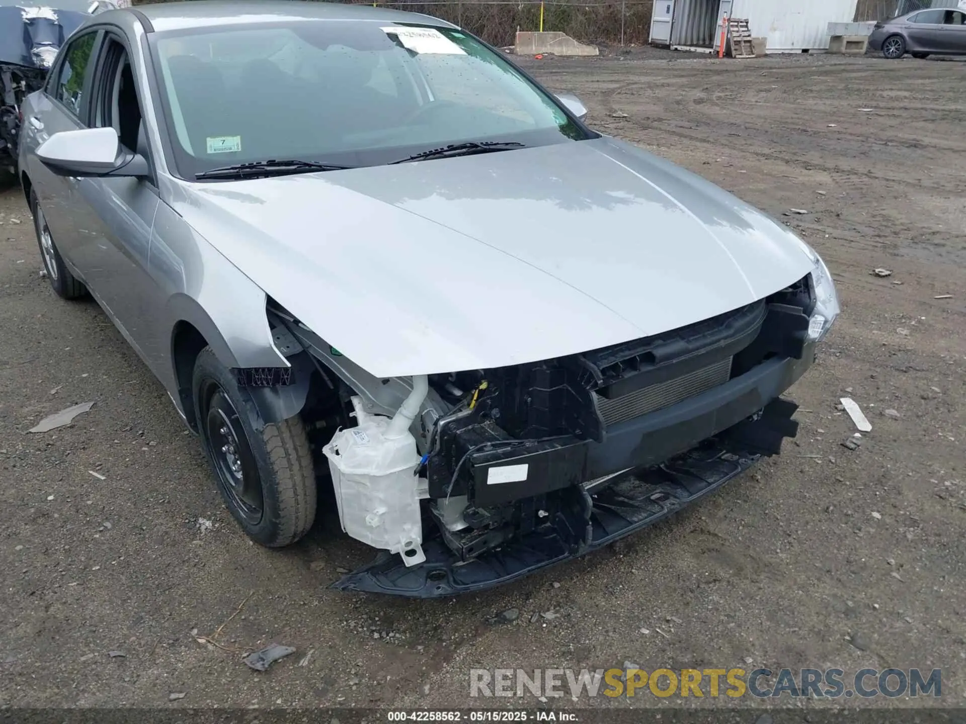 6 Photograph of a damaged car 5NPLL4AG1NH062119 HYUNDAI ELANTRA 2022
