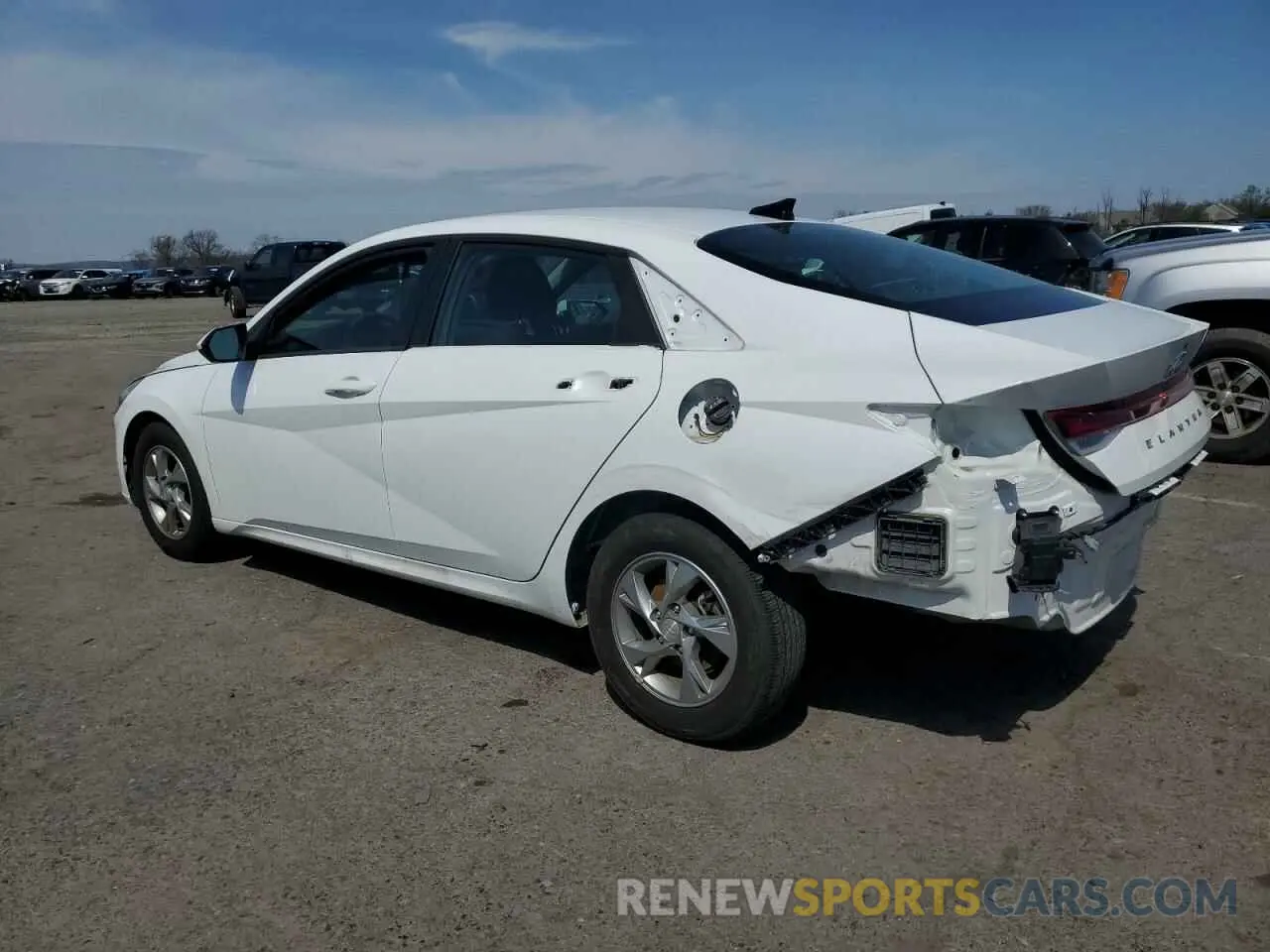 2 Photograph of a damaged car 5NPLL4AG1NH074299 HYUNDAI ELANTRA 2022