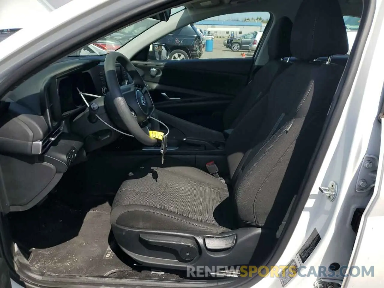 7 Photograph of a damaged car 5NPLL4AG1NH074299 HYUNDAI ELANTRA 2022