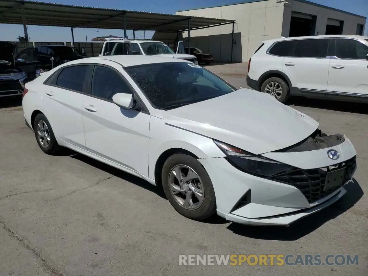 4 Photograph of a damaged car 5NPLL4AG9NH053281 HYUNDAI ELANTRA 2022