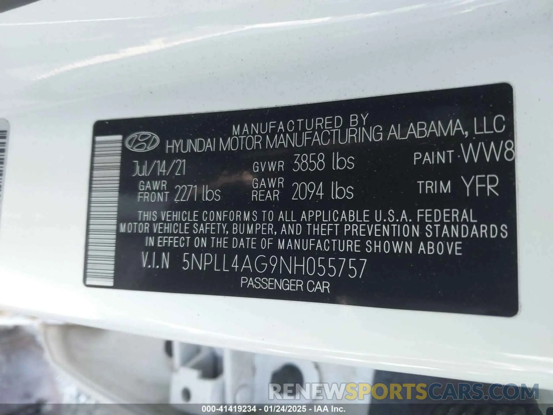 9 Photograph of a damaged car 5NPLL4AG9NH055757 HYUNDAI ELANTRA 2022