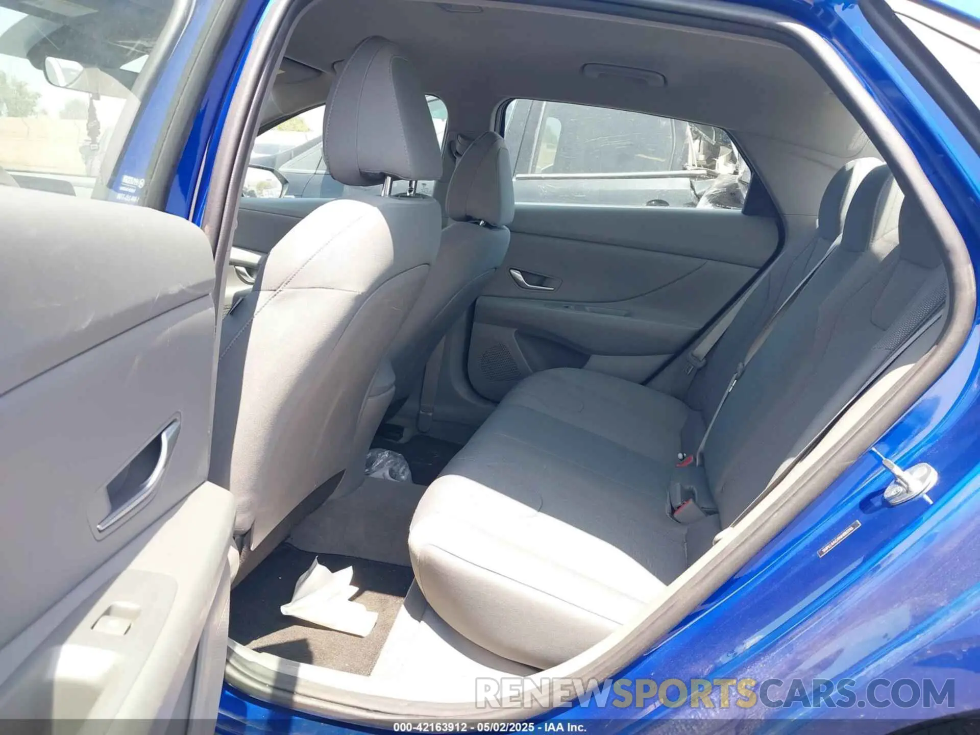8 Фотография поврежденного автомобиля 5NPLL4AG9NH082246 HYUNDAI ELANTRA 2022