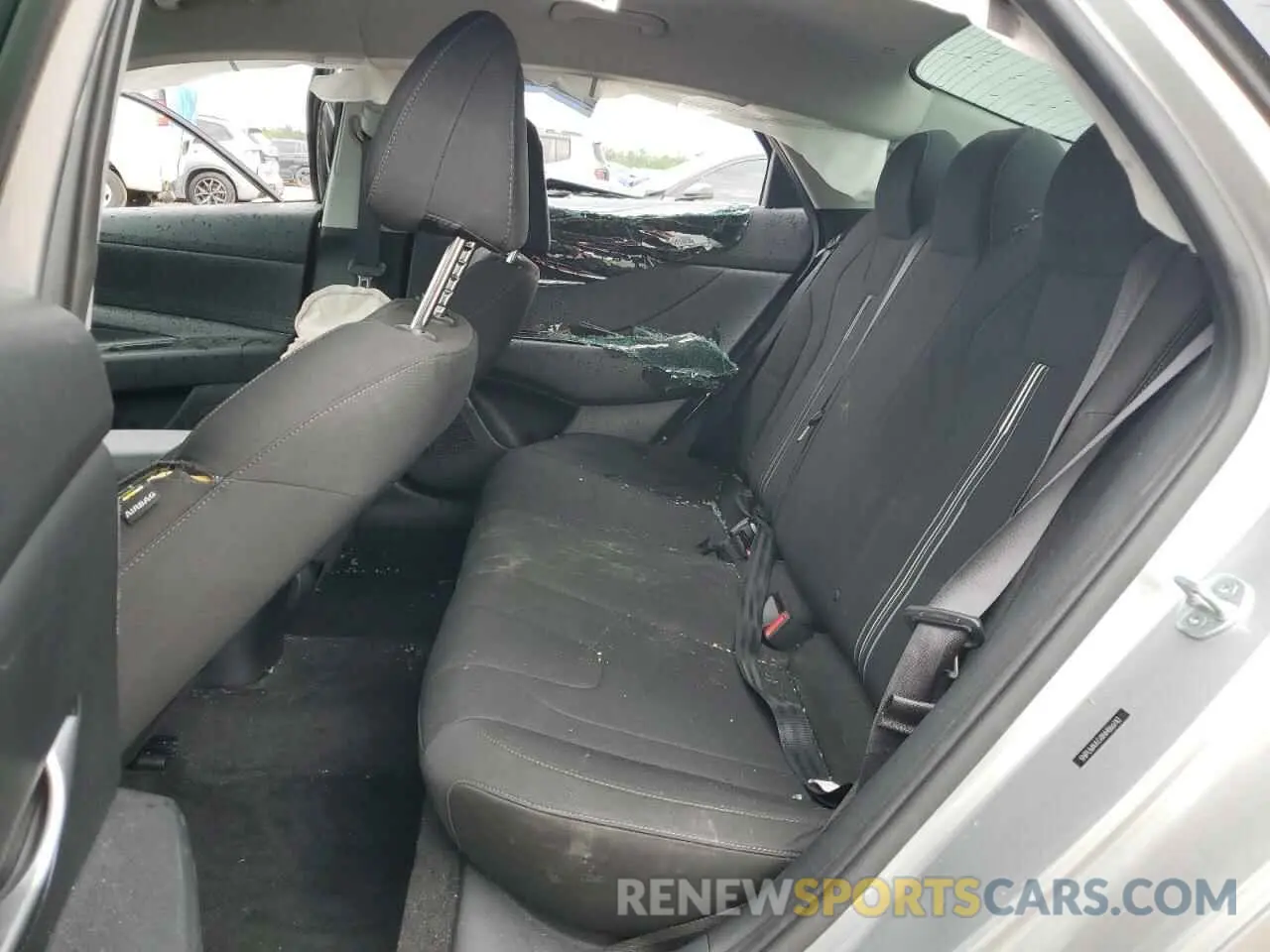 11 Photograph of a damaged car 5NPLM4AG0NH066742 HYUNDAI ELANTRA 2022