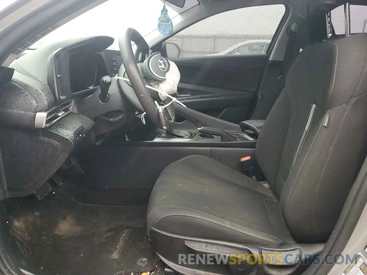7 Фотография поврежденного автомобиля 5NPLM4AG1NH081248 HYUNDAI ELANTRA 2022
