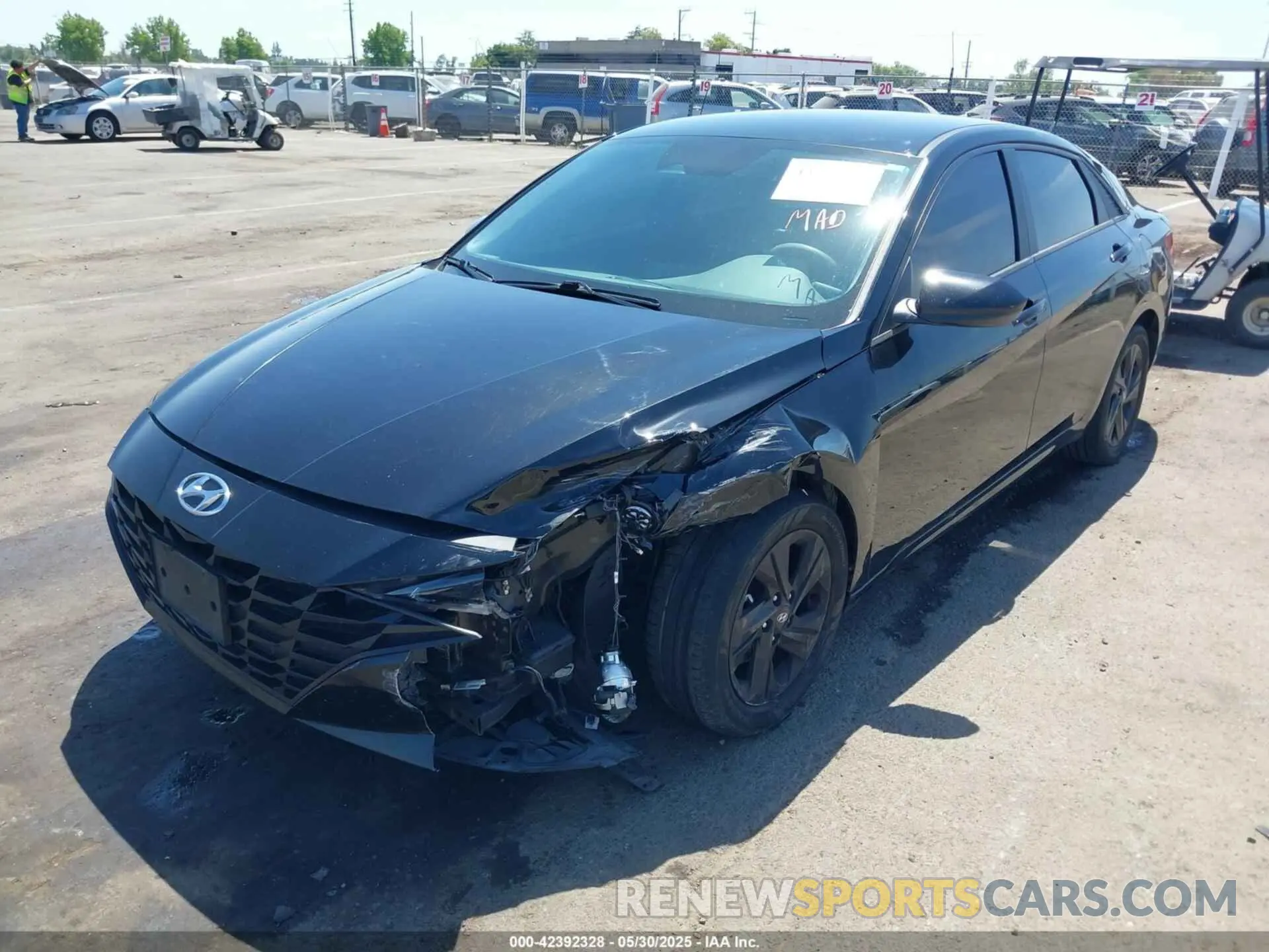 2 Photograph of a damaged car 5NPLM4AG2NH054396 HYUNDAI ELANTRA 2022