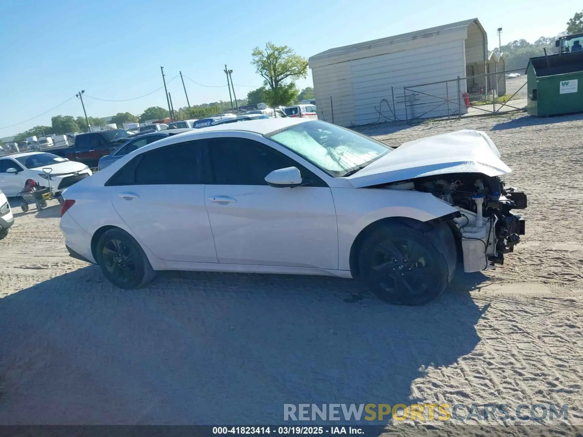 13 Фотография поврежденного автомобиля 5NPLM4AG2NH060005 HYUNDAI ELANTRA 2022