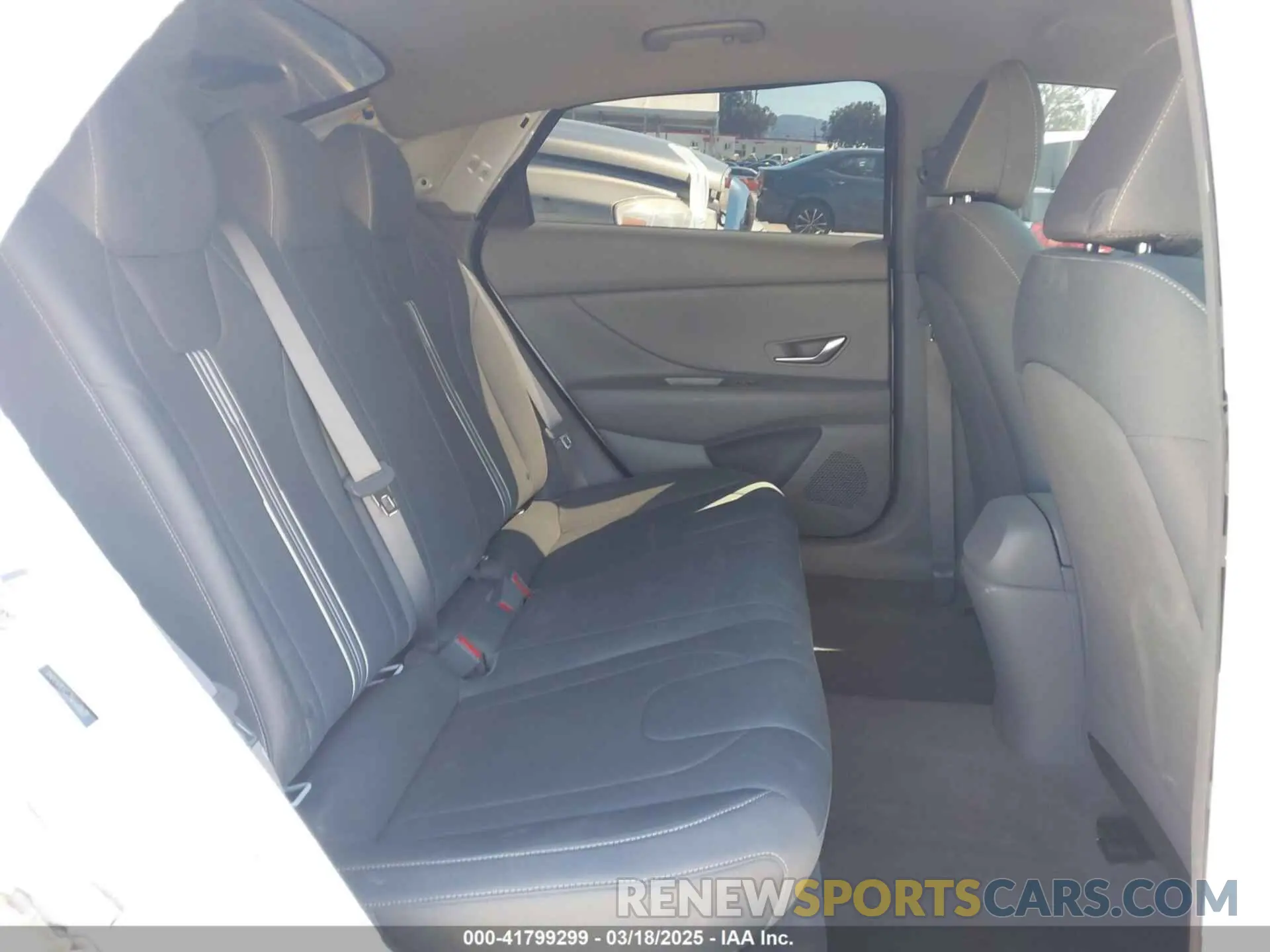 8 Фотография поврежденного автомобиля 5NPLM4AG2NH070629 HYUNDAI ELANTRA 2022