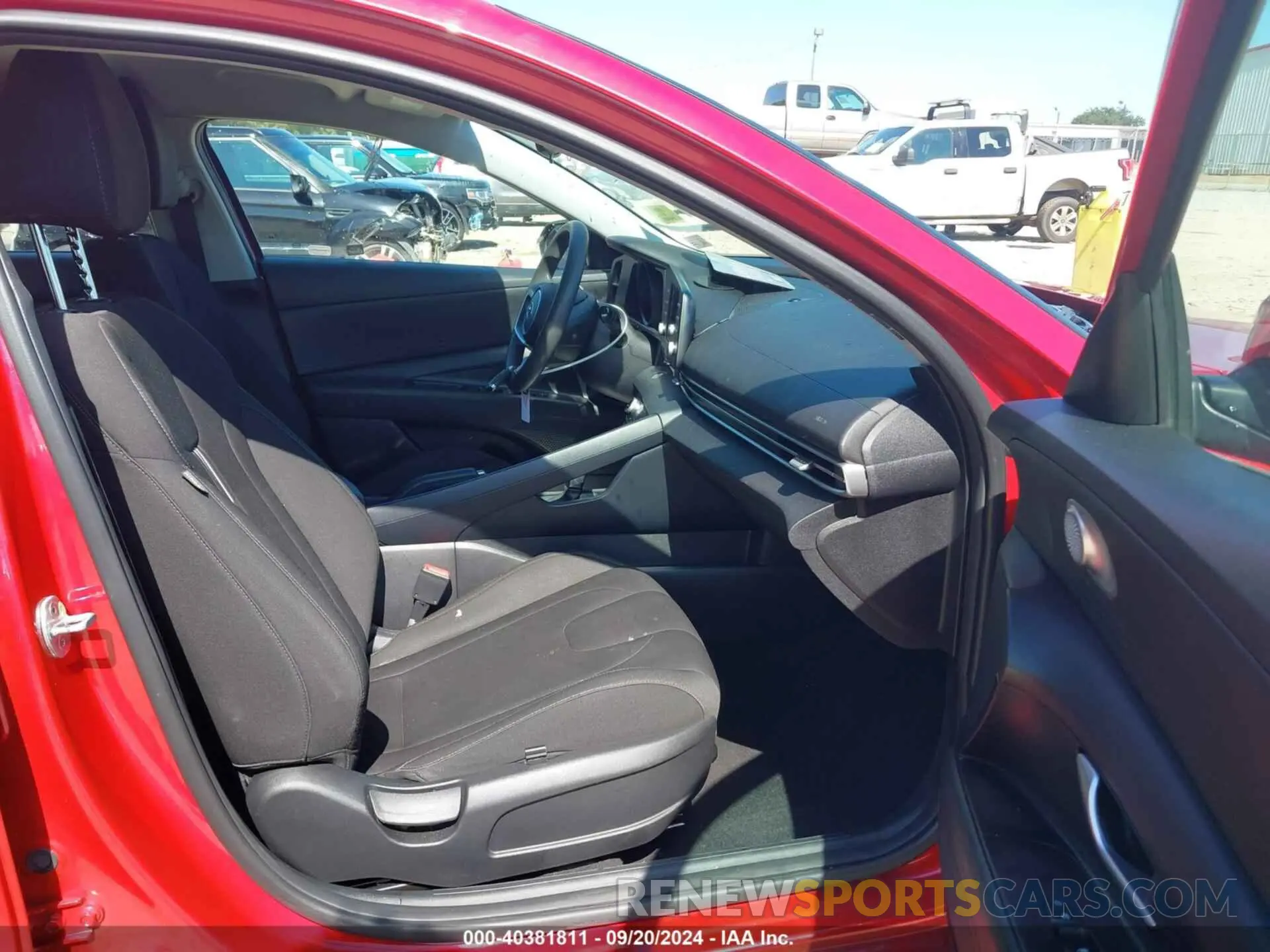 5 Фотография поврежденного автомобиля 5NPLM4AG2NH074714 HYUNDAI ELANTRA 2022