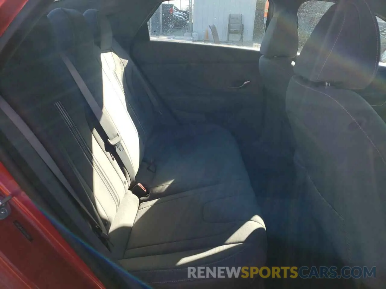 11 Фотография поврежденного автомобиля 5NPLM4AG3NH054651 HYUNDAI ELANTRA 2022