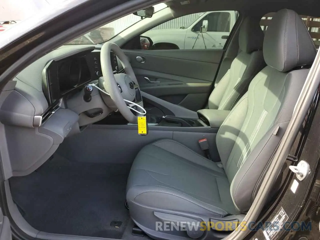 7 Photograph of a damaged car 5NPLM4AG3NH079453 HYUNDAI ELANTRA 2022