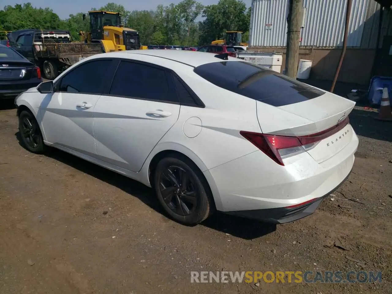 2 Photograph of a damaged car 5NPLM4AG4NH069868 HYUNDAI ELANTRA 2022