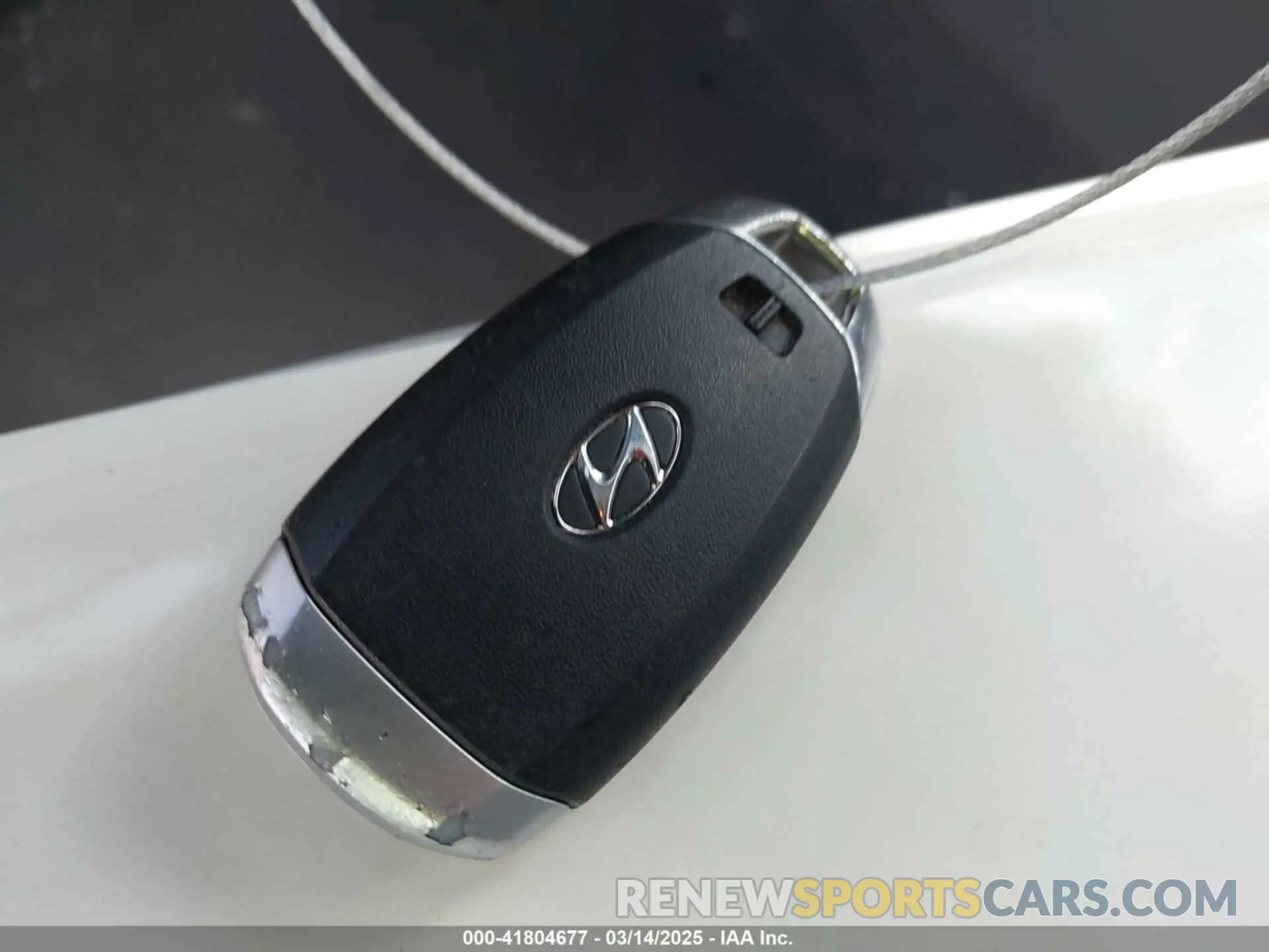 11 Photograph of a damaged car 5NPLM4AG5NH067787 HYUNDAI ELANTRA 2022