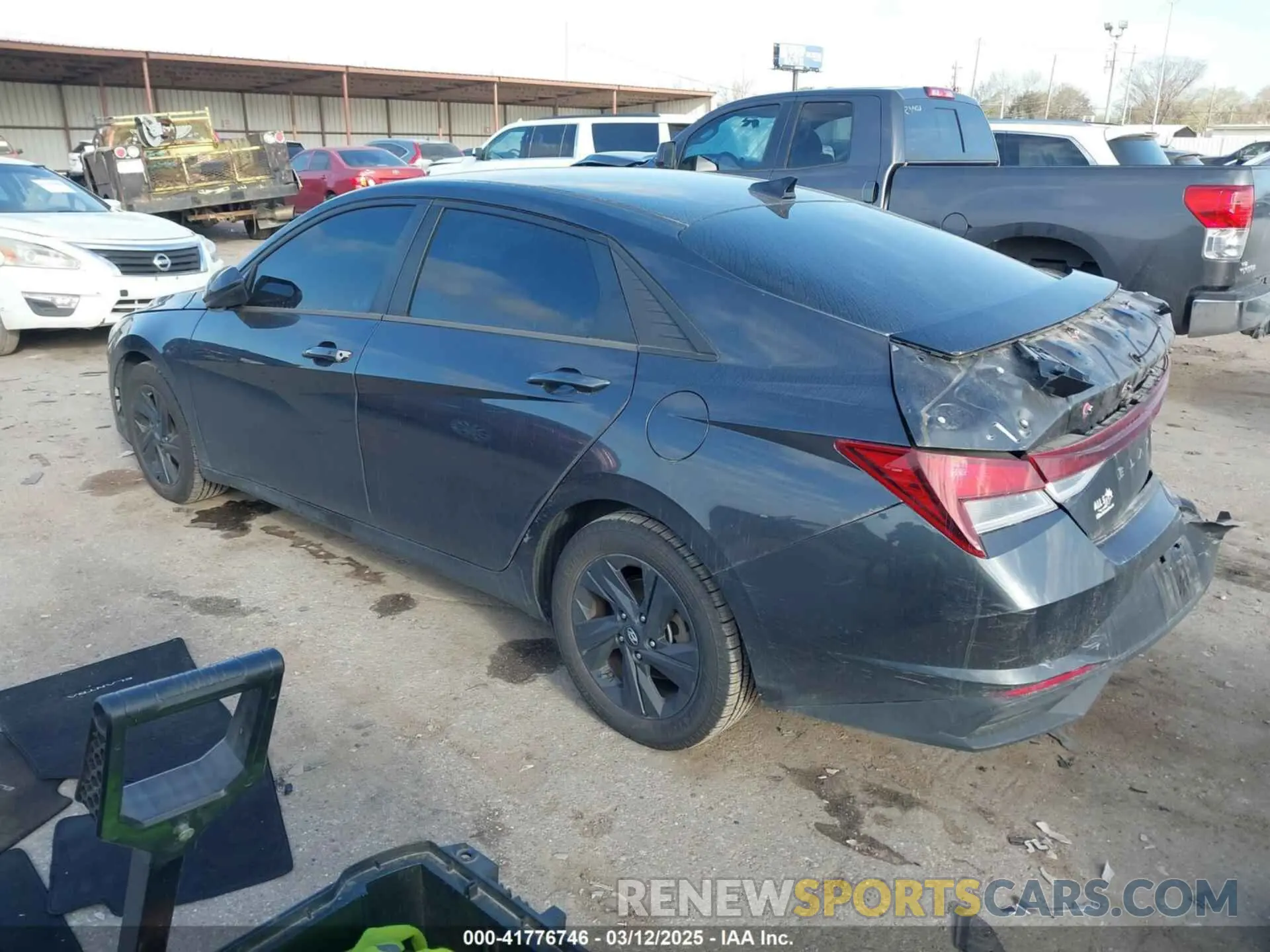 3 Photograph of a damaged car 5NPLM4AG6NH070858 HYUNDAI ELANTRA 2022