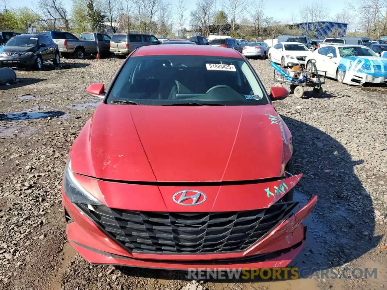 5 Photograph of a damaged car 5NPLM4AG6NH071105 HYUNDAI ELANTRA 2022