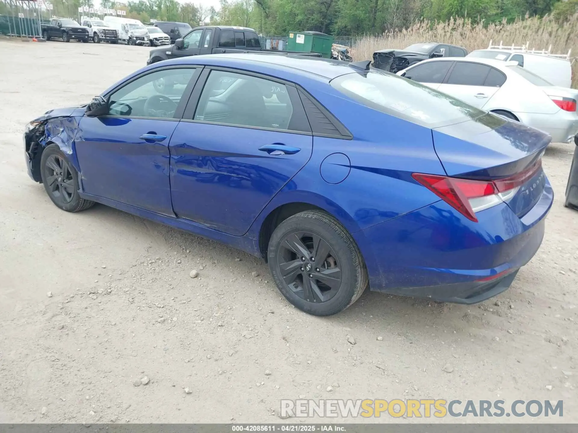 3 Photograph of a damaged car 5NPLM4AG6NH076238 HYUNDAI ELANTRA 2022