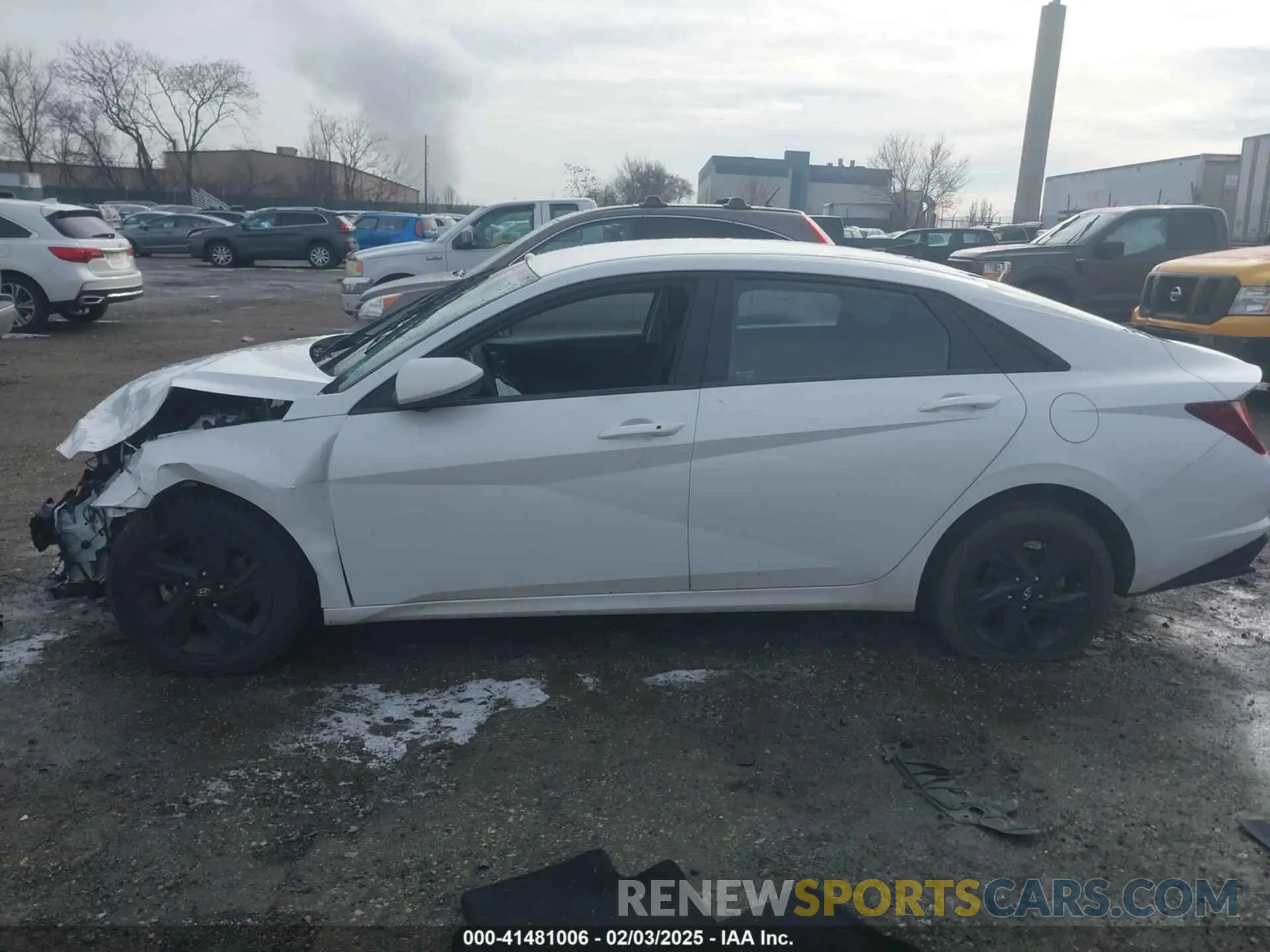 13 Фотография поврежденного автомобиля 5NPLM4AG7NH065958 HYUNDAI ELANTRA 2022