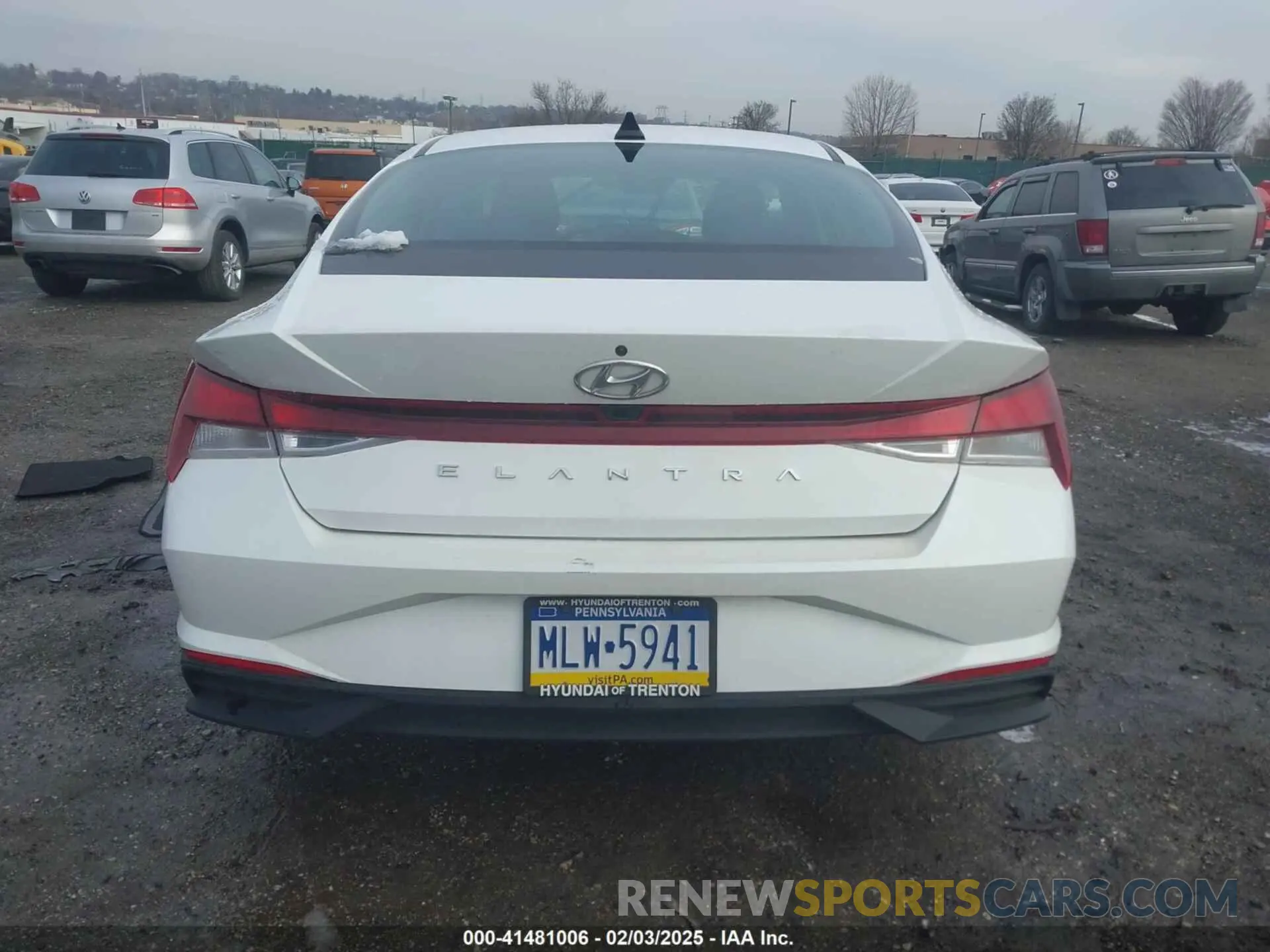 15 Фотография поврежденного автомобиля 5NPLM4AG7NH065958 HYUNDAI ELANTRA 2022