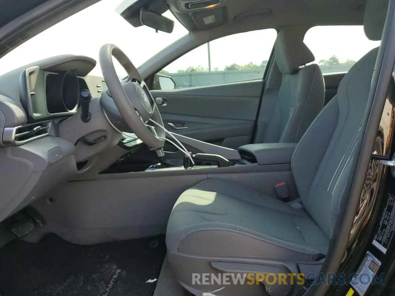 7 Фотография поврежденного автомобиля 5NPLM4AG7NH068097 HYUNDAI ELANTRA 2022
