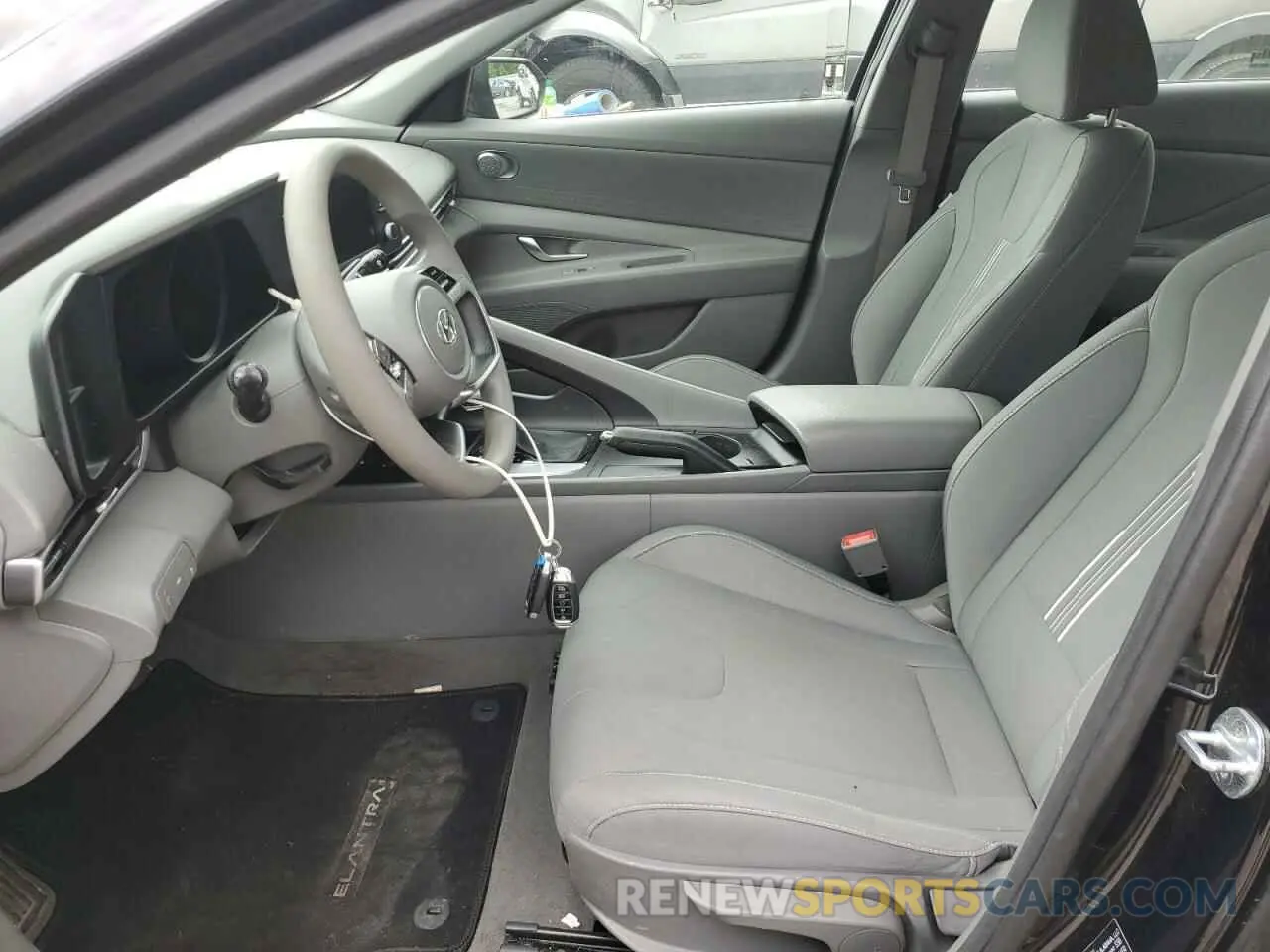 7 Photograph of a damaged car 5NPLM4AG9NH064536 HYUNDAI ELANTRA 2022