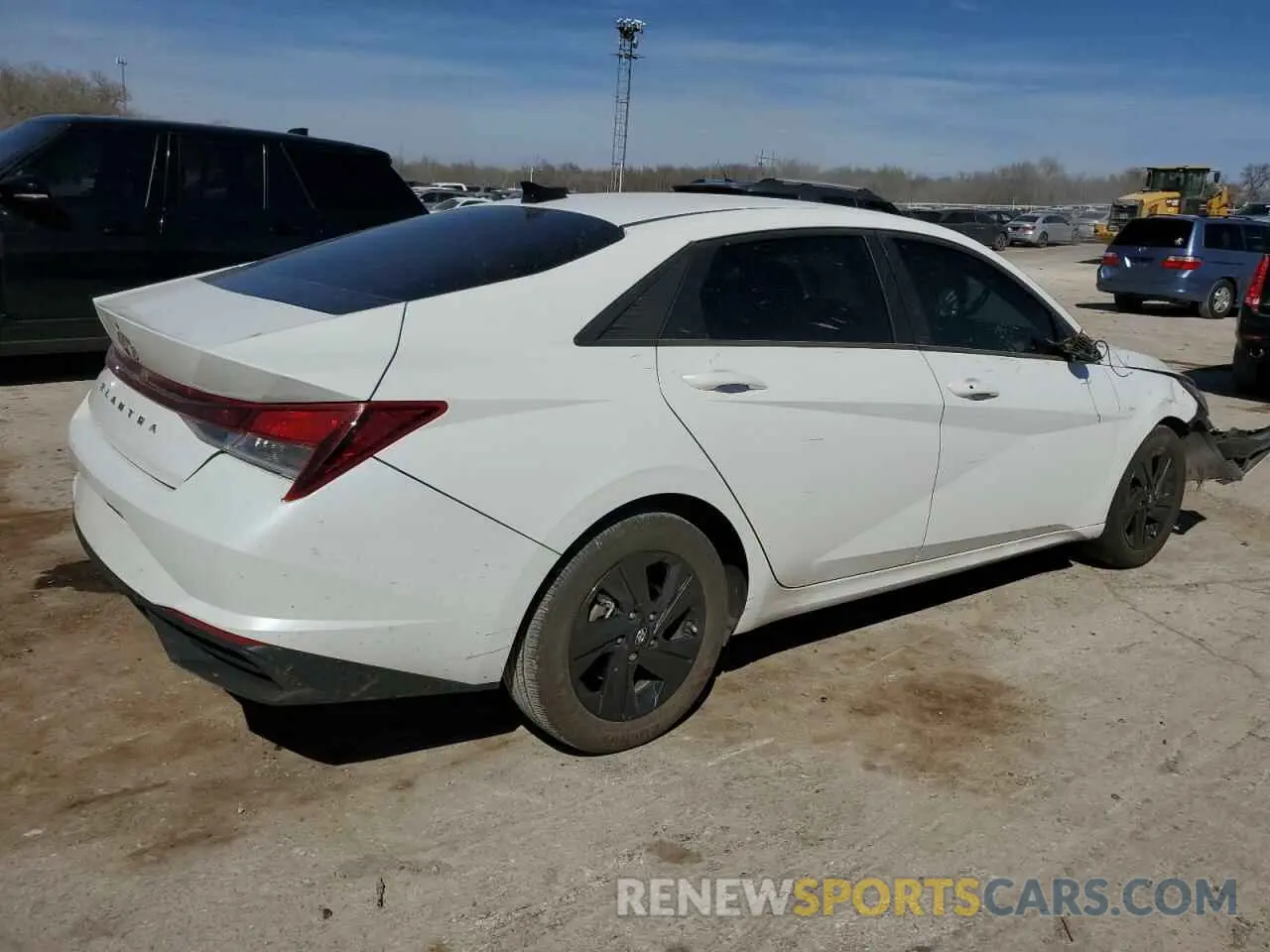 3 Photograph of a damaged car 5NPLM4AG9NH065850 HYUNDAI ELANTRA 2022