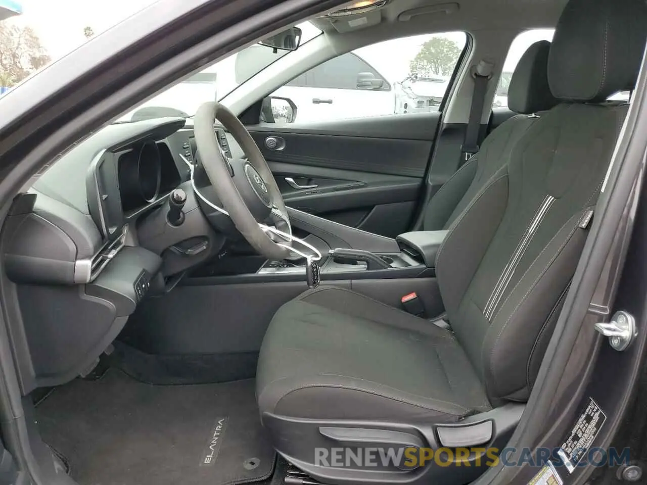 7 Фотография поврежденного автомобиля 5NPLM4AGXNH070958 HYUNDAI ELANTRA 2022