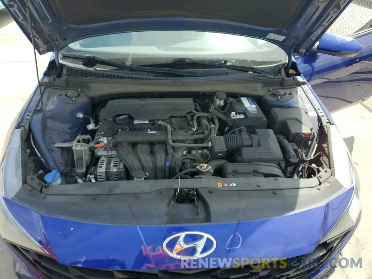 11 Photograph of a damaged car 5NPLM4AGXNH077442 HYUNDAI ELANTRA 2022