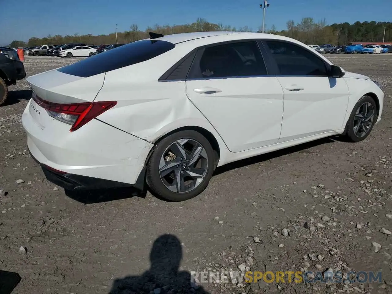 3 Photograph of a damaged car 5NPLN4AG0NH064079 HYUNDAI ELANTRA 2022