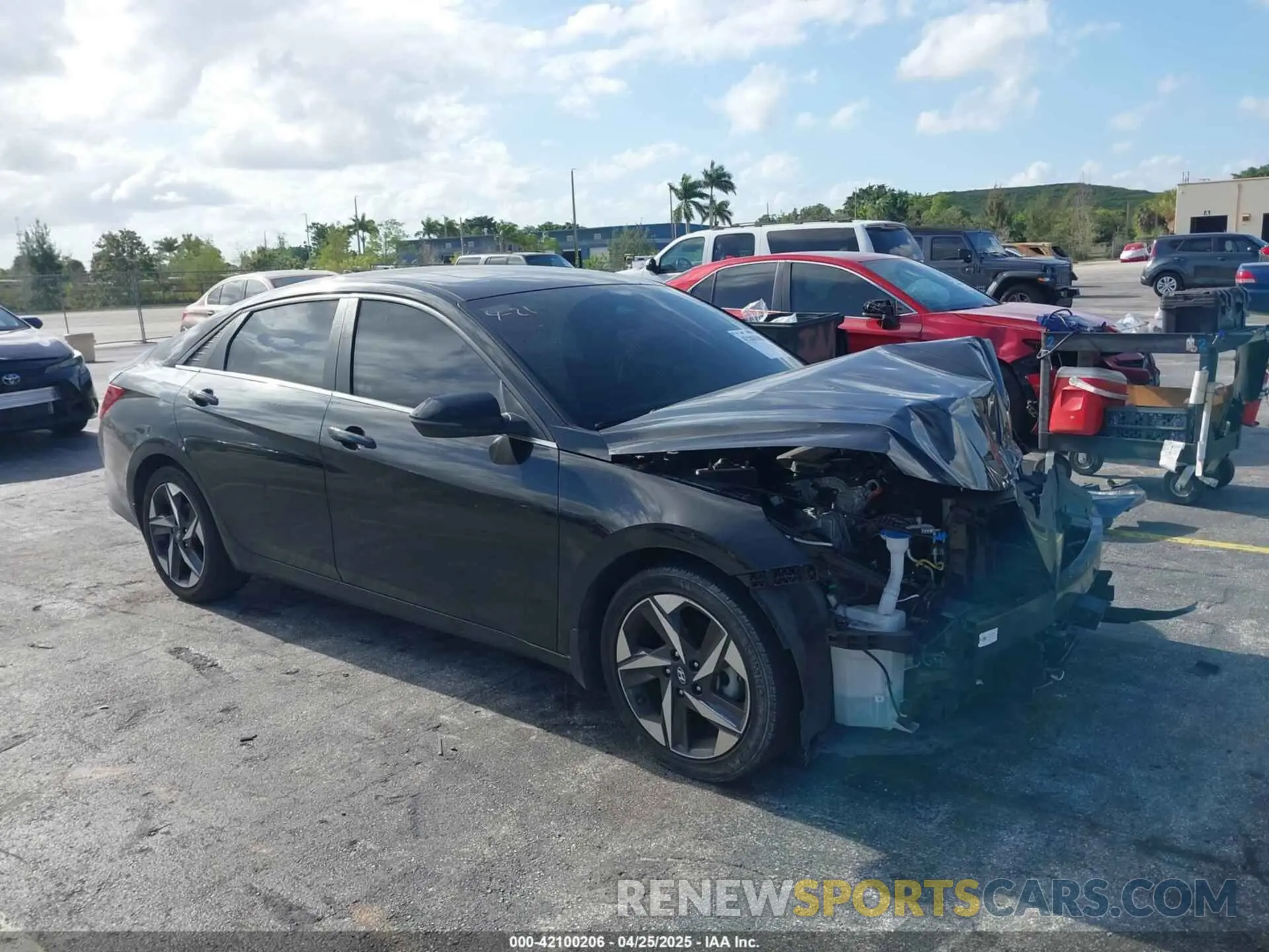 1 Фотография поврежденного автомобиля 5NPLN4AG1NH067590 HYUNDAI ELANTRA 2022