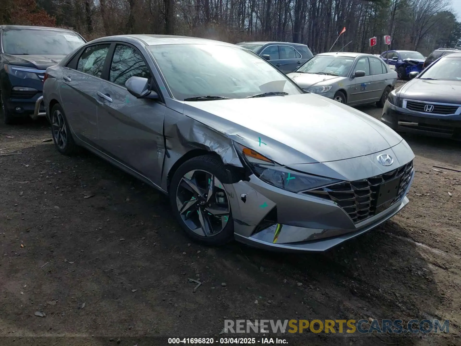 1 Photograph of a damaged car 5NPLN4AG5NH074106 HYUNDAI ELANTRA 2022
