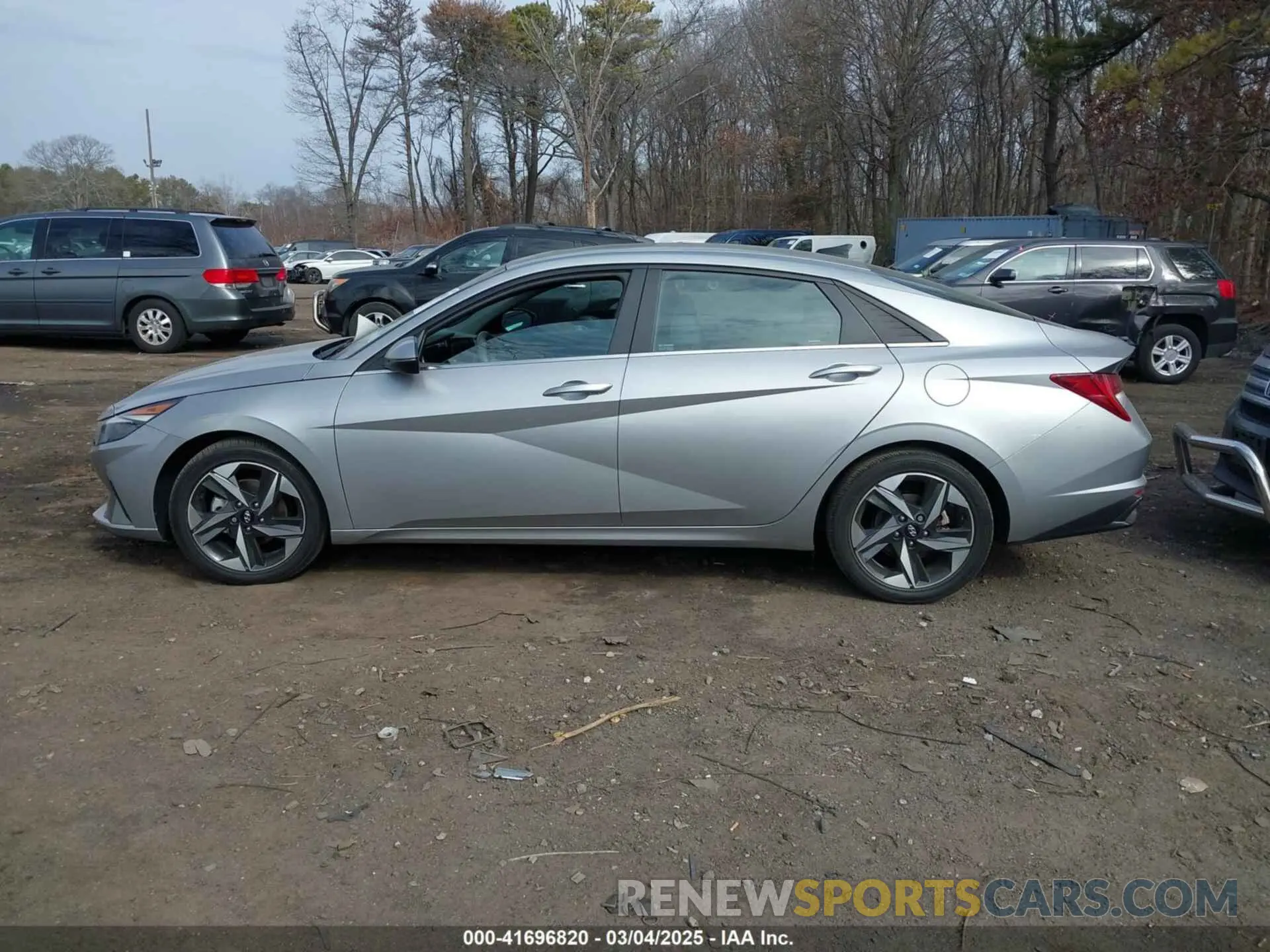 14 Photograph of a damaged car 5NPLN4AG5NH074106 HYUNDAI ELANTRA 2022