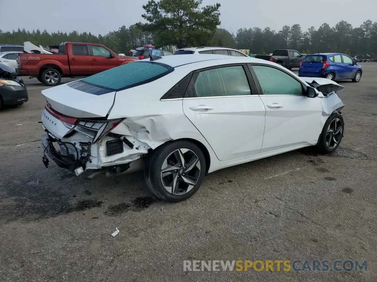3 Photograph of a damaged car 5NPLN4AG6NH056228 HYUNDAI ELANTRA 2022
