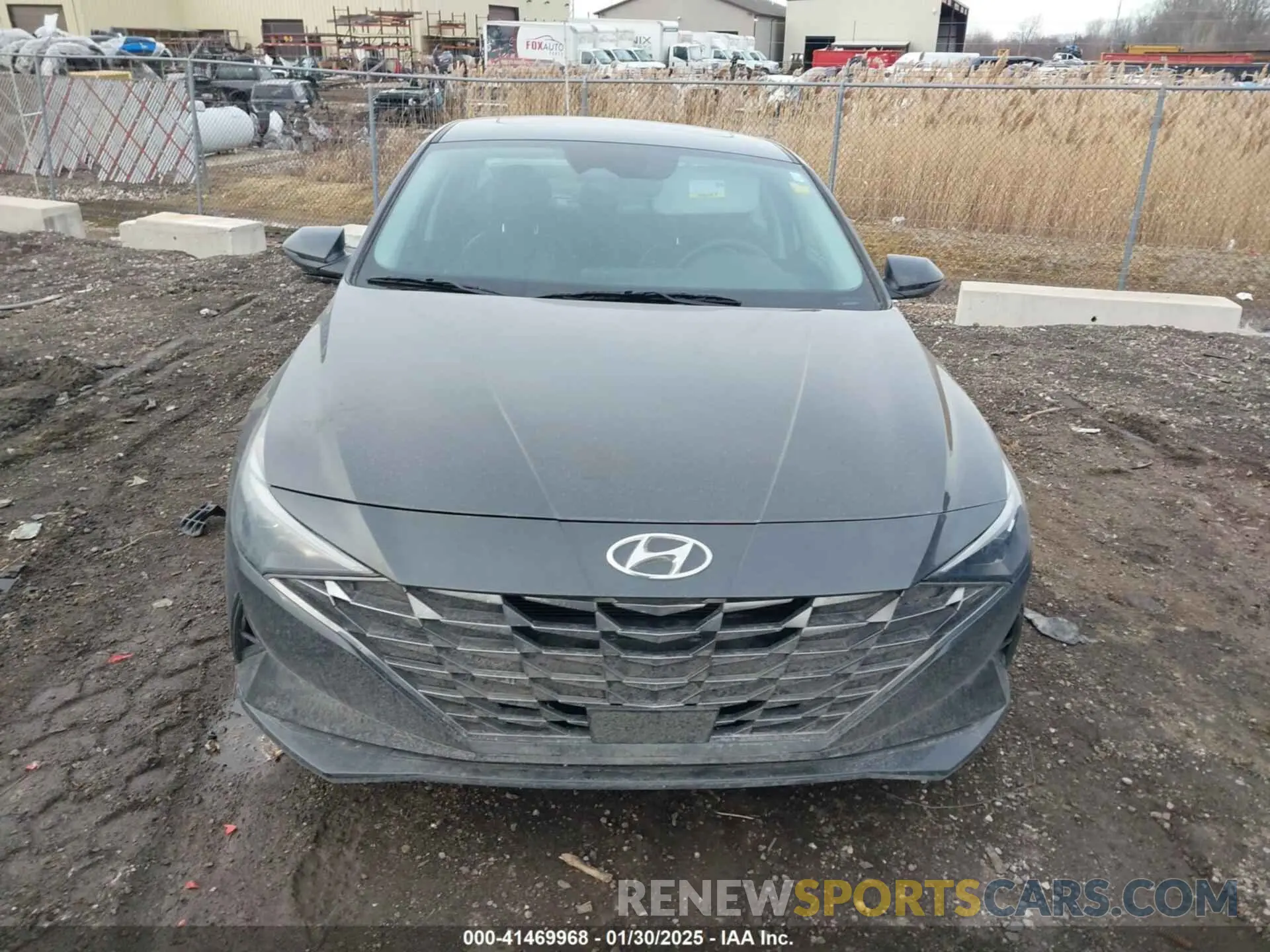 12 Photograph of a damaged car 5NPLP4AG0NH082740 HYUNDAI ELANTRA 2022