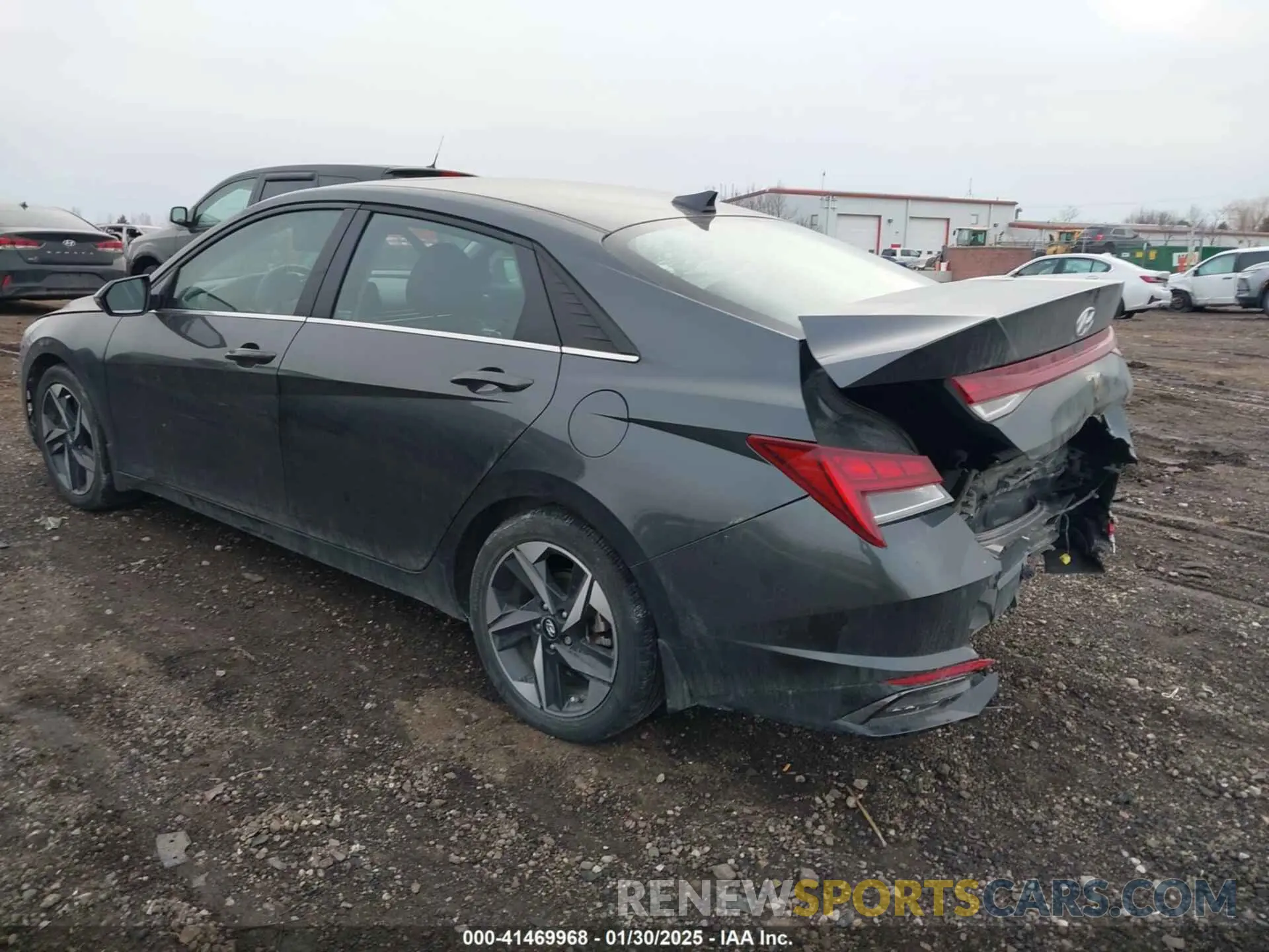 3 Photograph of a damaged car 5NPLP4AG0NH082740 HYUNDAI ELANTRA 2022