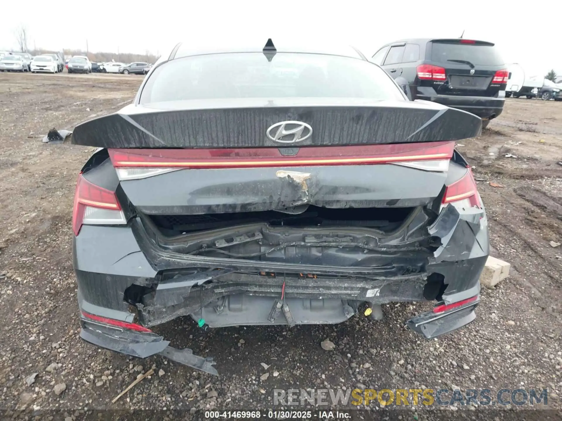 6 Photograph of a damaged car 5NPLP4AG0NH082740 HYUNDAI ELANTRA 2022