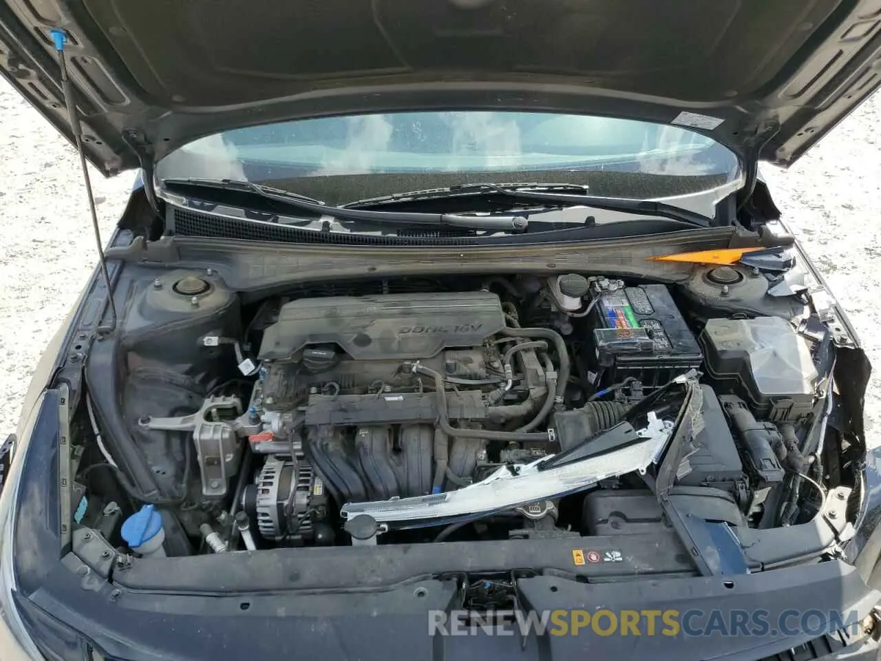11 Photograph of a damaged car 5NPLP4AG6NH068079 HYUNDAI ELANTRA 2022