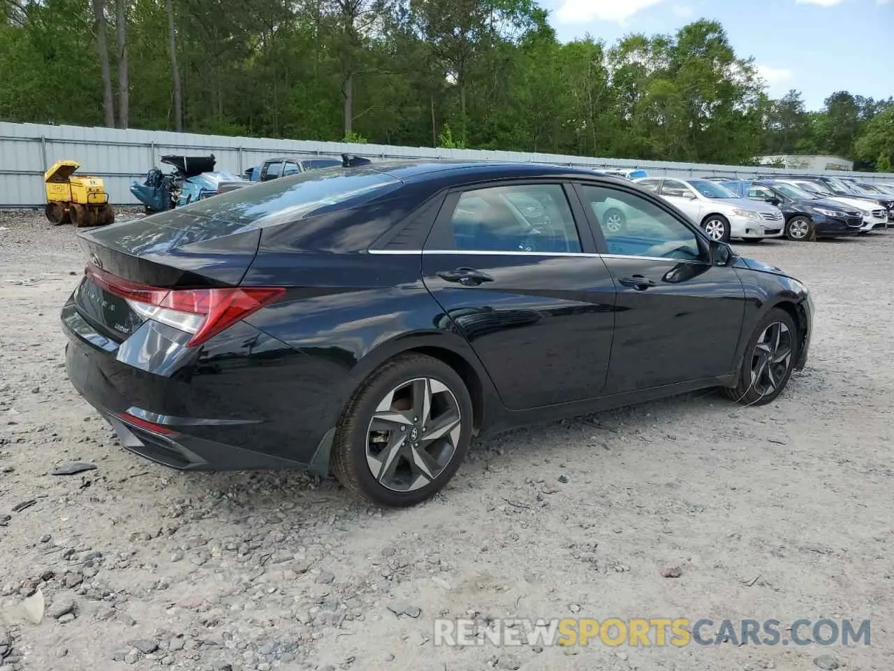 3 Photograph of a damaged car 5NPLP4AG6NH068079 HYUNDAI ELANTRA 2022