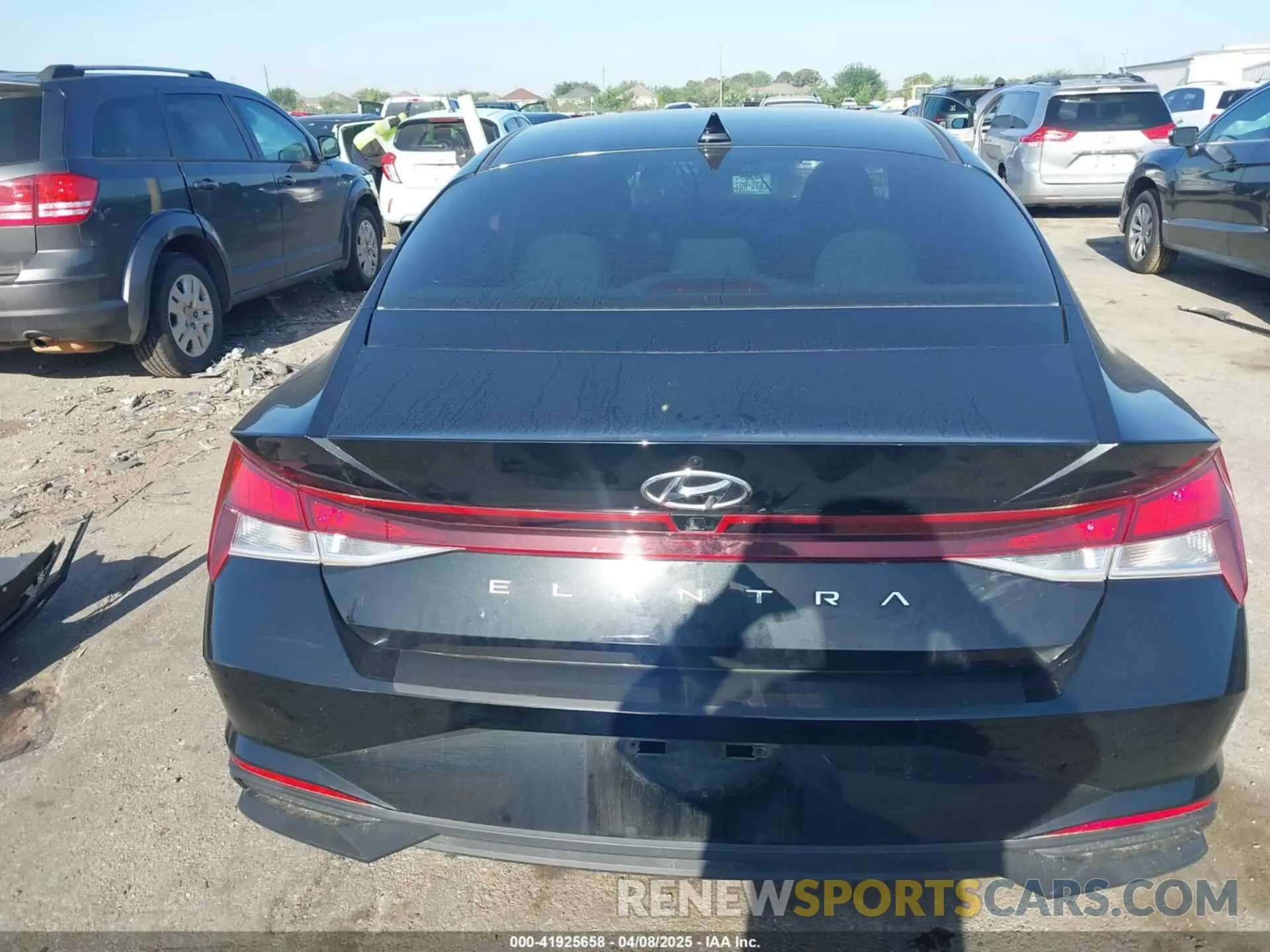 16 Фотография поврежденного автомобиля 5NPLS4AG0NH084969 HYUNDAI ELANTRA 2022