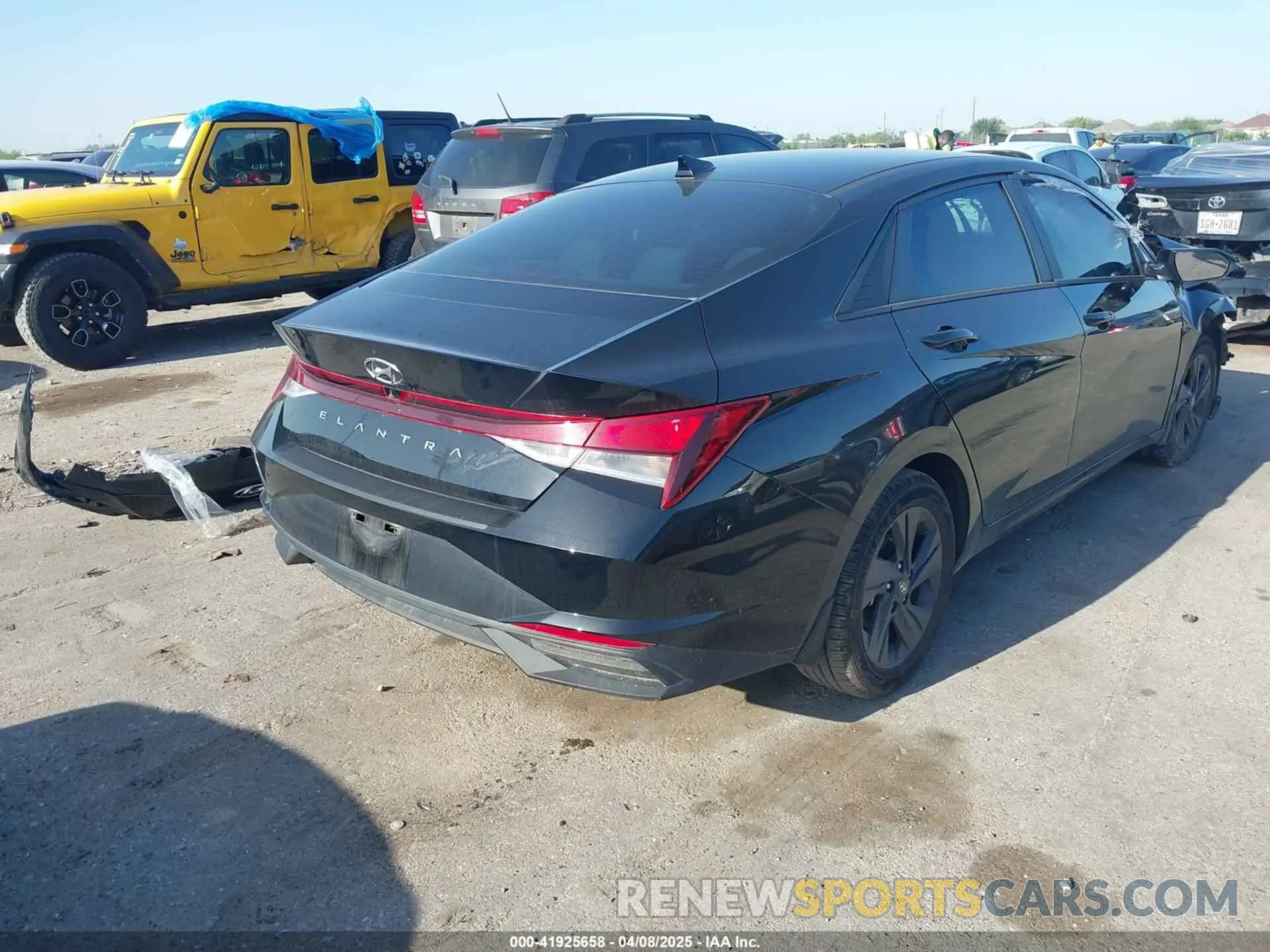 4 Фотография поврежденного автомобиля 5NPLS4AG0NH084969 HYUNDAI ELANTRA 2022
