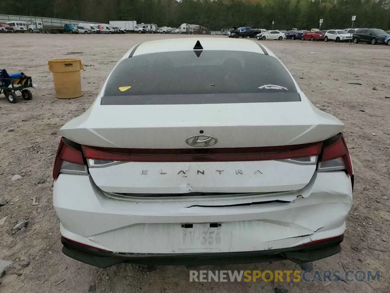 6 Photograph of a damaged car 5NPLS4AG1NH056517 HYUNDAI ELANTRA 2022