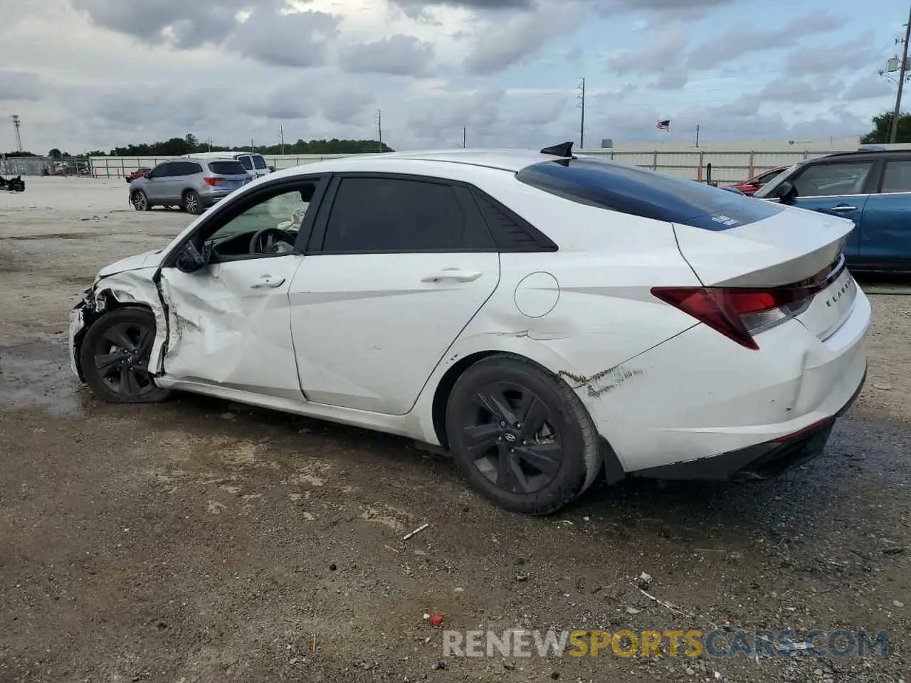 2 Photograph of a damaged car 5NPLS4AG2NH068403 HYUNDAI ELANTRA 2022