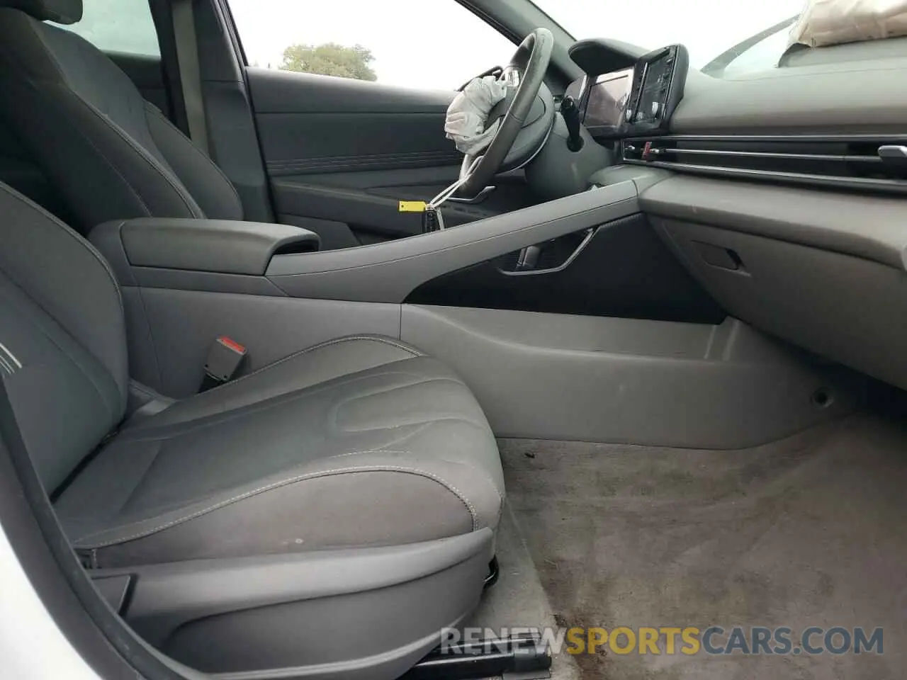 7 Photograph of a damaged car 5NPLS4AG2NH068403 HYUNDAI ELANTRA 2022