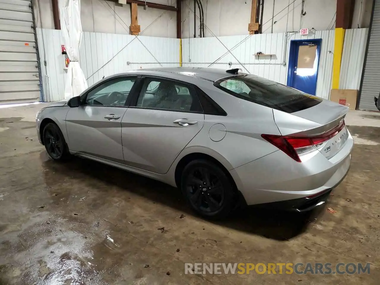 2 Photograph of a damaged car 5NPLS4AG2NH083628 HYUNDAI ELANTRA 2022