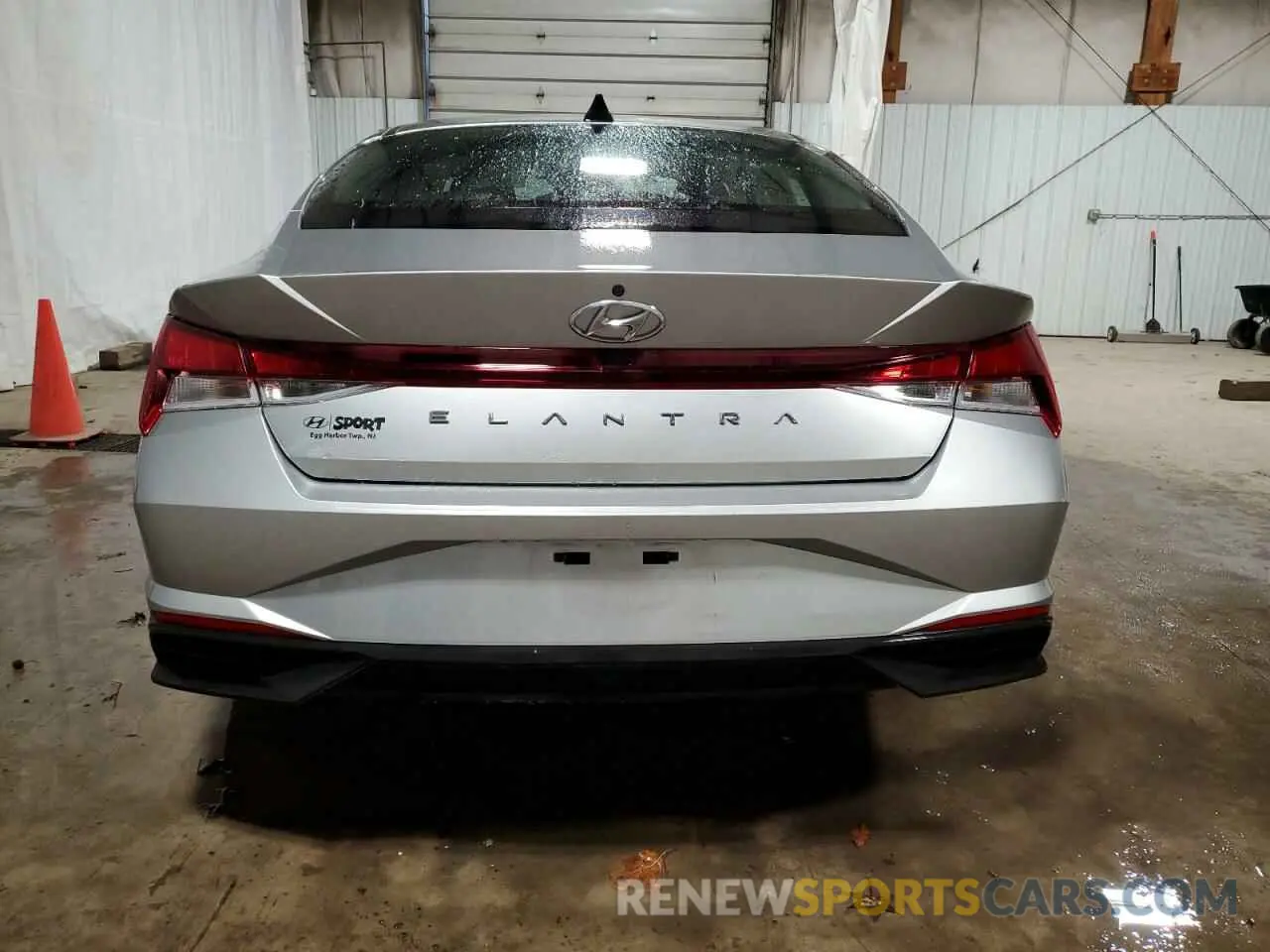 6 Photograph of a damaged car 5NPLS4AG2NH083628 HYUNDAI ELANTRA 2022