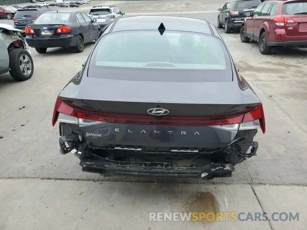 6 Photograph of a damaged car 5NPLS4AG3NH074470 HYUNDAI ELANTRA 2022